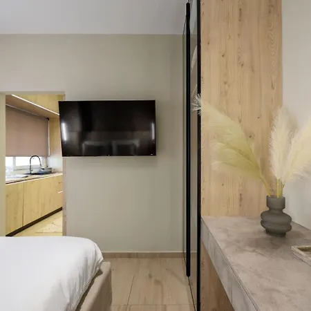 Aristotelian Virtues - Elpida * Saloniki