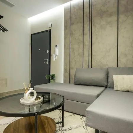 Aristotelian Virtues - Elpida *