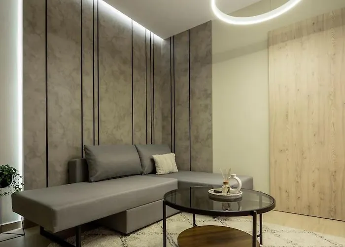 Aristotelian Virtues - Elpida Apartment *