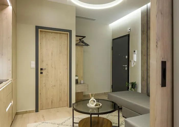 Apartment Aristotelian Virtues - Elpida *