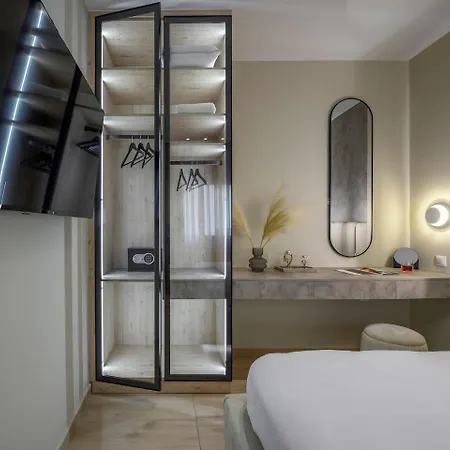 Apartment Aristotelian Virtues - Elpida